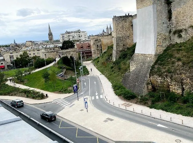 Castle - Vue Sur Le Chateau - Hypercentre Apartment *